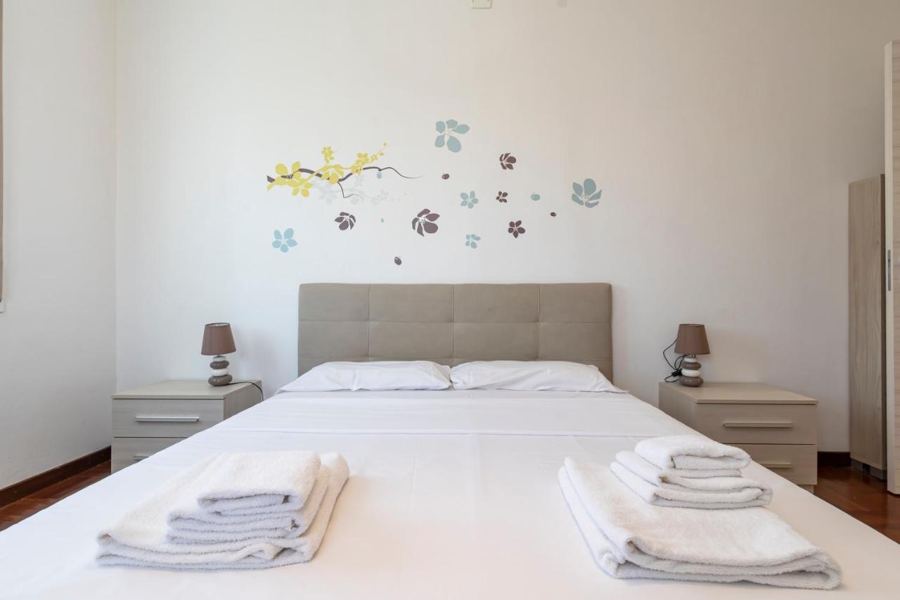 Big Apartment - Alcuino 7 Milan Extérieur photo